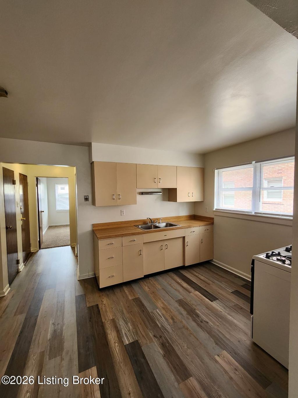 Photo of 1039 Parkway Dr #4, Louisville, KY 40217 (MLS # 1708366)