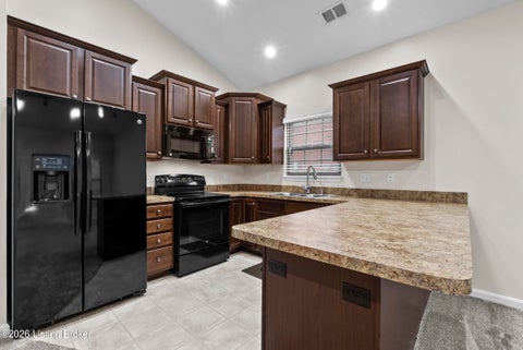 Tiny photo for 6436 Clover Trace Cir, Louisville, KY 40216 (MLS # 1730980)