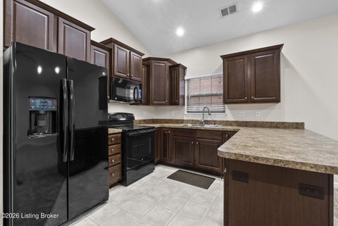 Tiny photo for 6436 Clover Trace Cir, Louisville, KY 40216 (MLS # 1730980)