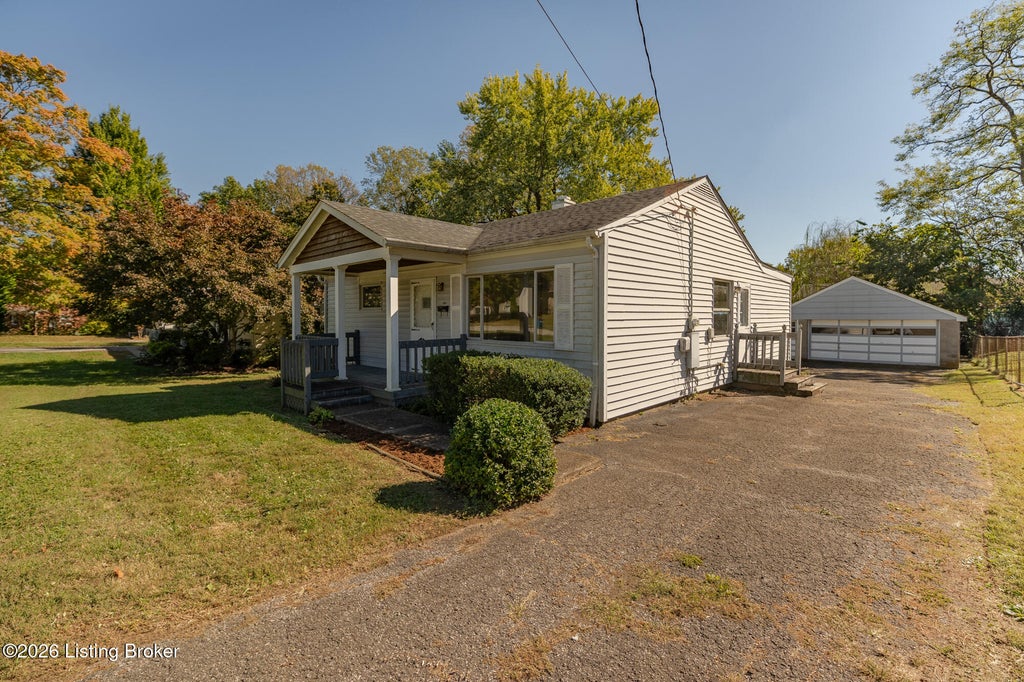 Photo of 12102 Meadow Ln, Louisville, KY 40243 (MLS # 1732537)
