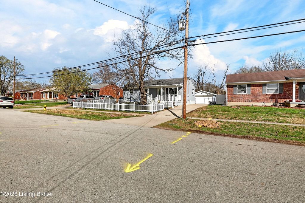 Photo of 8701 Moody Rd, Louisville, KY 40219 (MLS # 1712473)