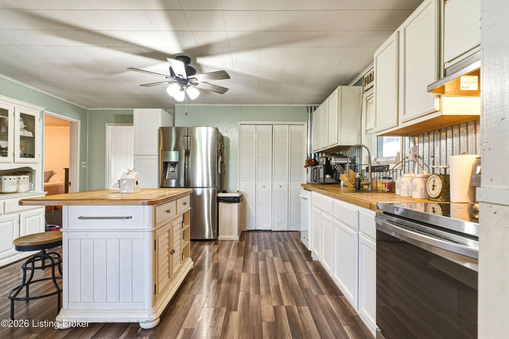 Photo of 6568 Mount Zion Rd, Frankfort, KY 40601 (MLS # 1715787)