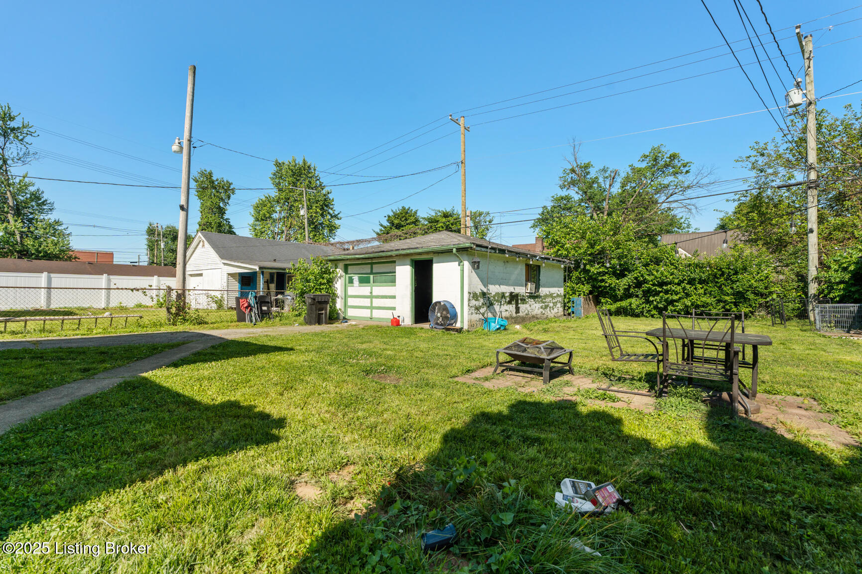 2028 S 16th St, Louisville, Pennsylvania image 13
