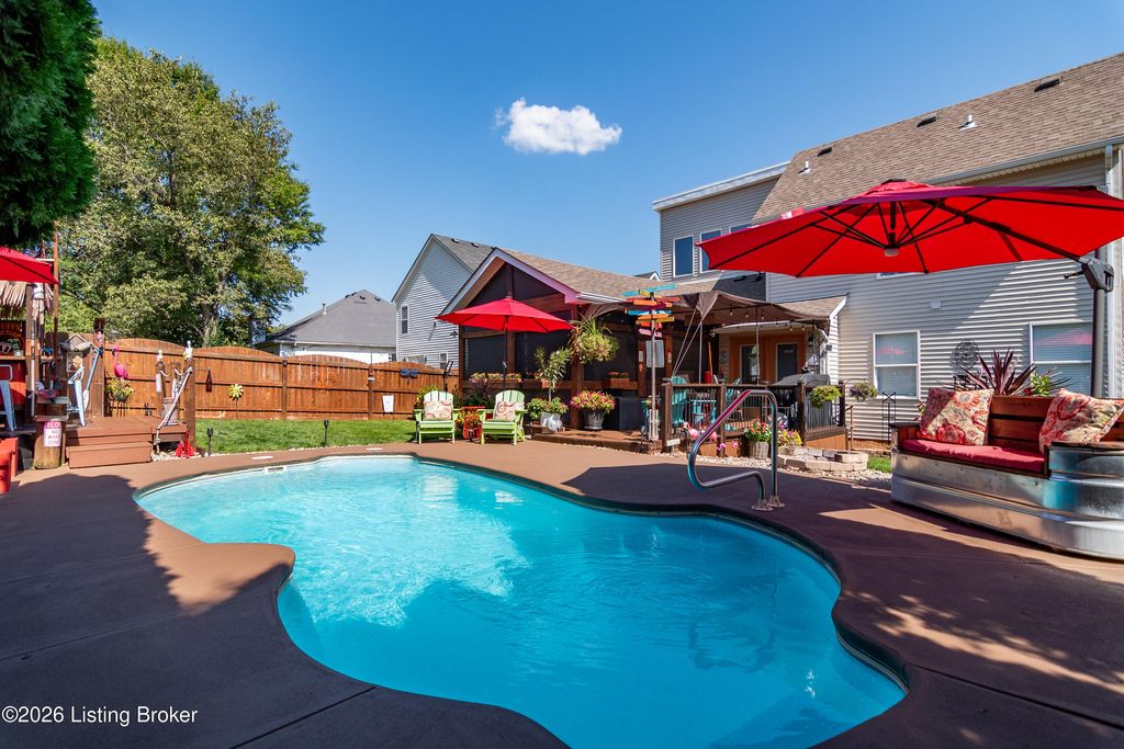 Photo of 5114 Silverton Ln, Louisville, KY 40241 (MLS # 1712612)