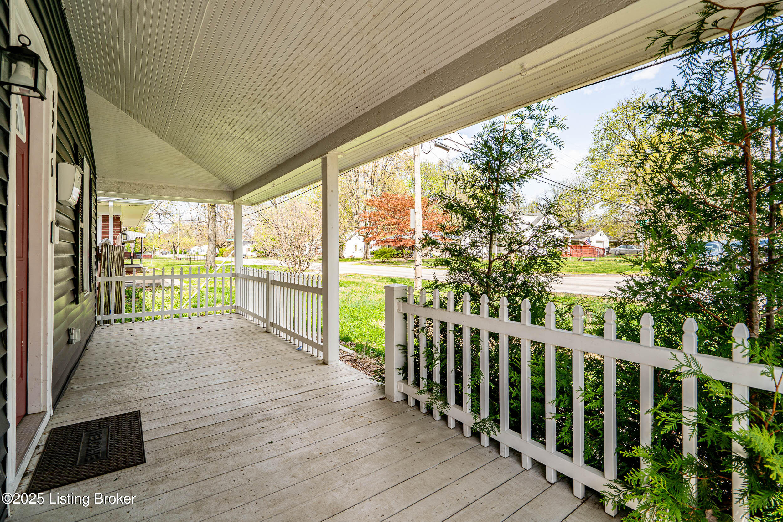 4906 Graston Ave, Louisville, Kentucky image 3