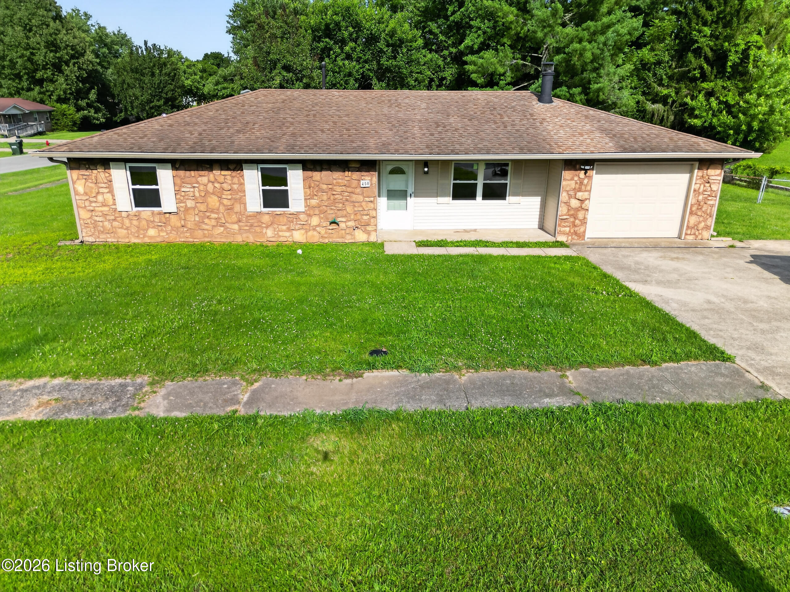 Photo 1 of 35 — 450 Pearman Ave, Radcliff, KY 40160
