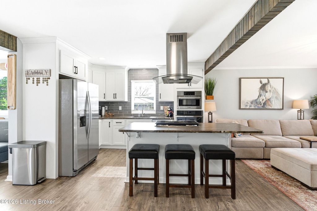 Photo of 1337 Beaver Lake Rd, Lawrenceburg, KY 40342 (MLS # 1712168)