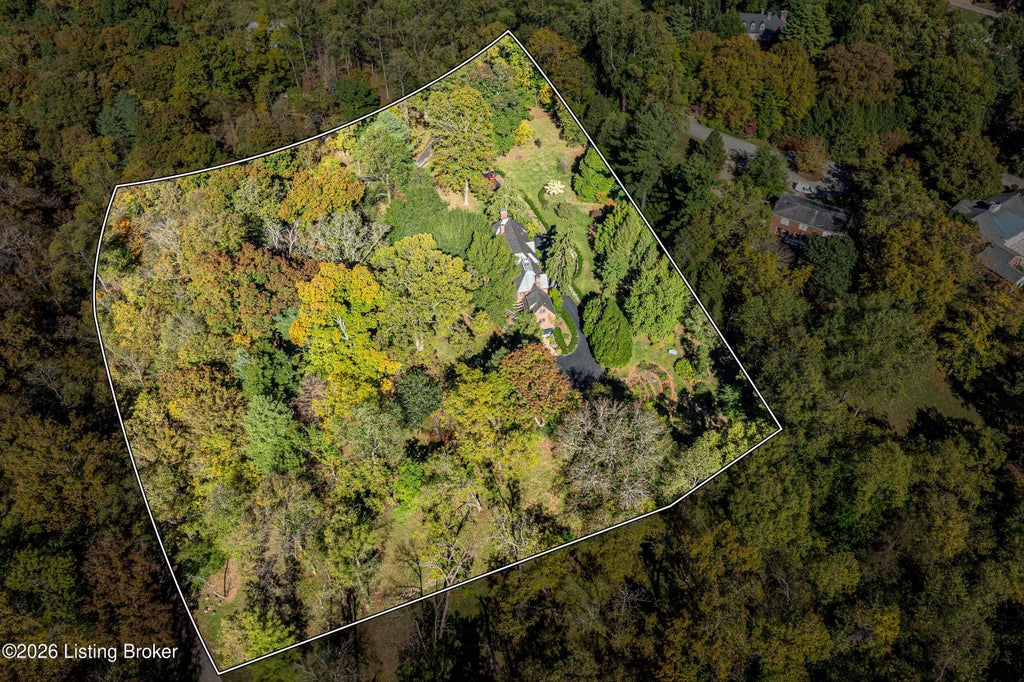 Photo of 10 Arden Rd, Glenview, KY 40025 (MLS # 1727812)