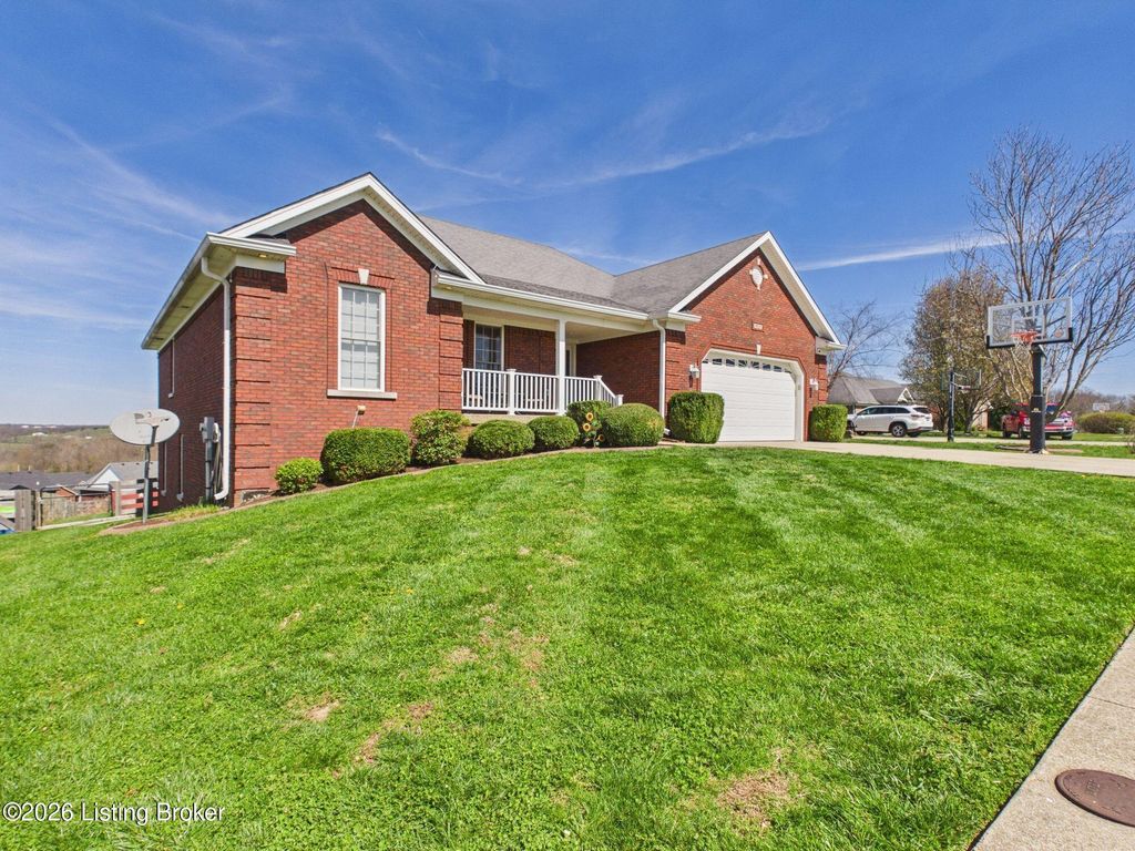 Photo of 453 Oak Tree Way, Taylorsville, KY 40071 (MLS # 1712493)