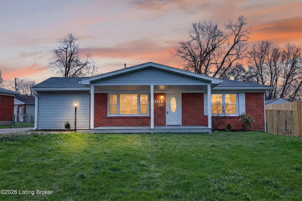 Photo of 1208 Terudon Dr, Louisville, KY 40214 (MLS # 1713003)