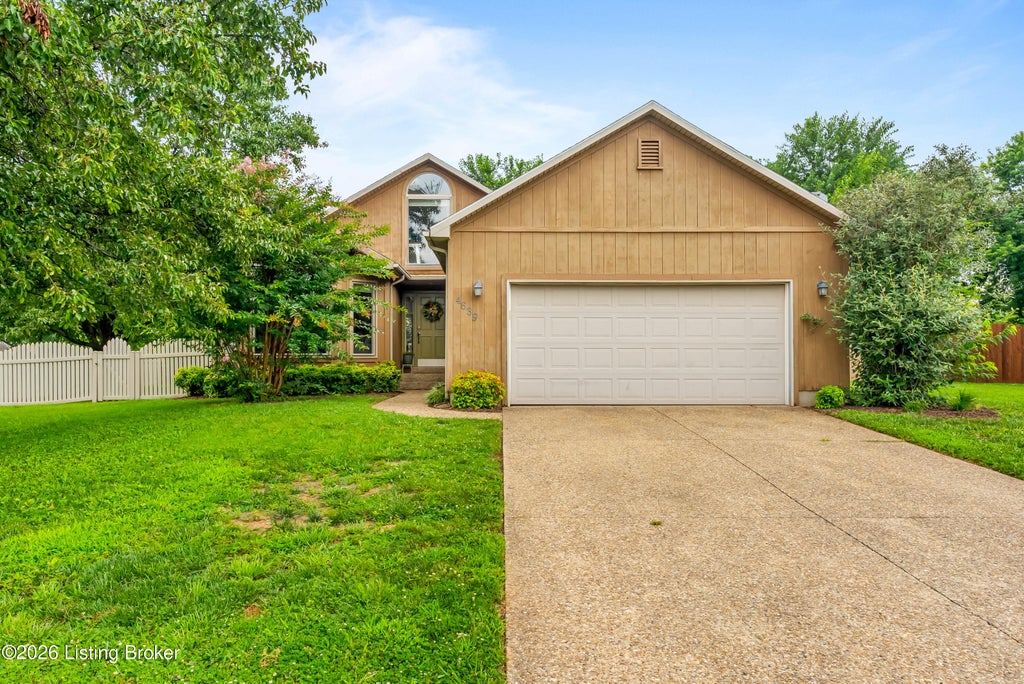 Photo of 4639 Shenandoah Dr, Louisville, KY 40241 (MLS # 1722561)