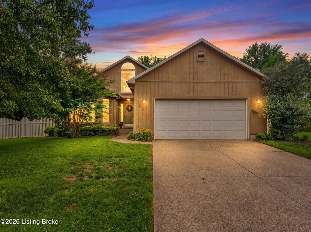 Photo of 4639 Shenandoah Dr, Louisville, KY 40241 (MLS # 1722561)