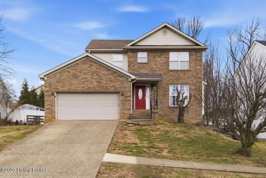 Photo of 7121 Apple Orchard Ln, Crestwood, KY 40014 (MLS # 1708873)