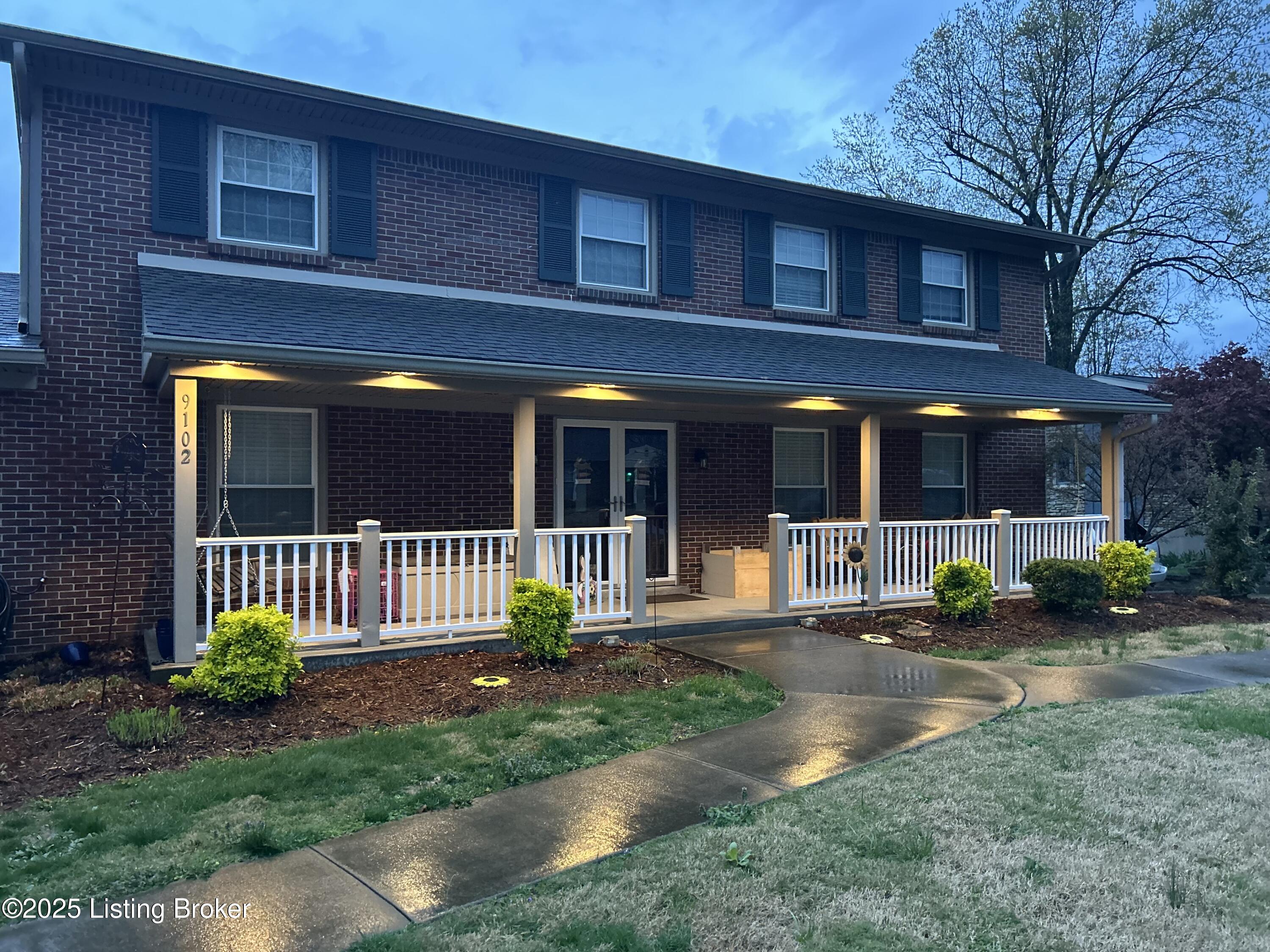 9102 Lakeridge Drive Dr, Louisville, Kentucky image 1