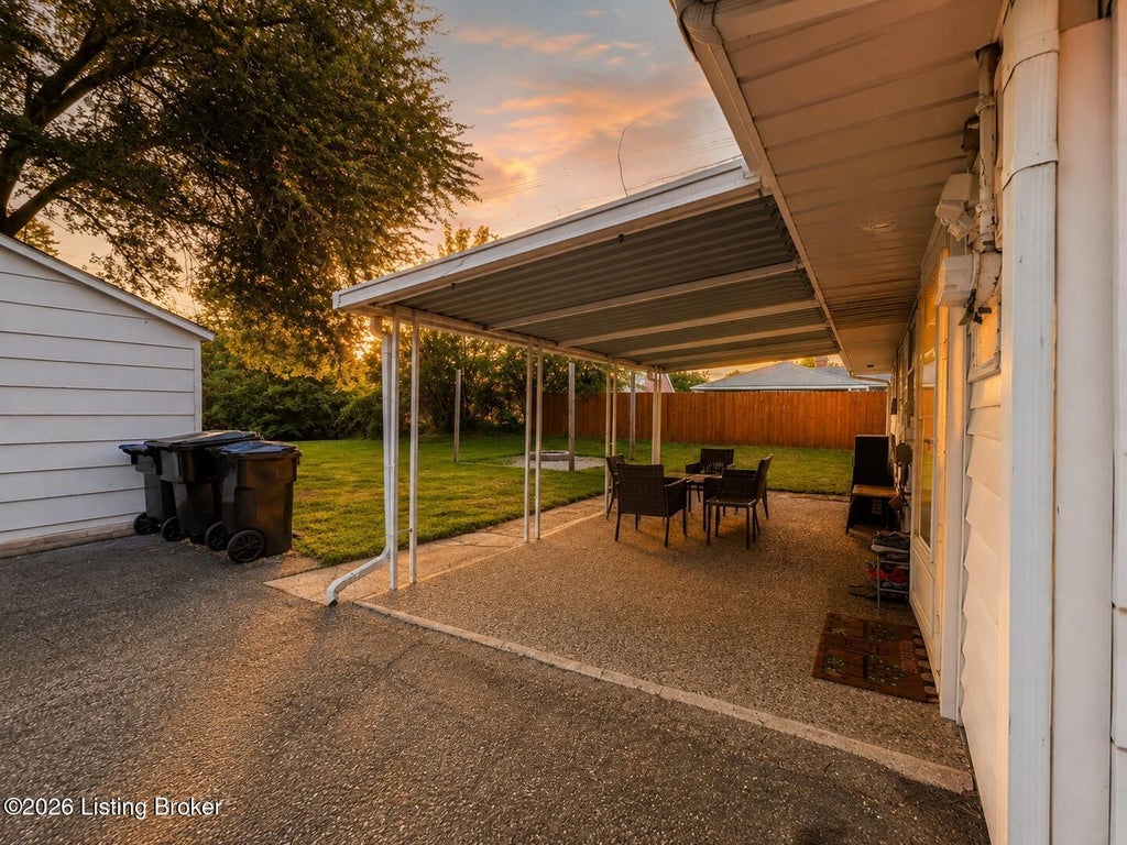 Photo of 3651 Stanton Blvd, Louisville, KY 40220 (MLS # 1727658)