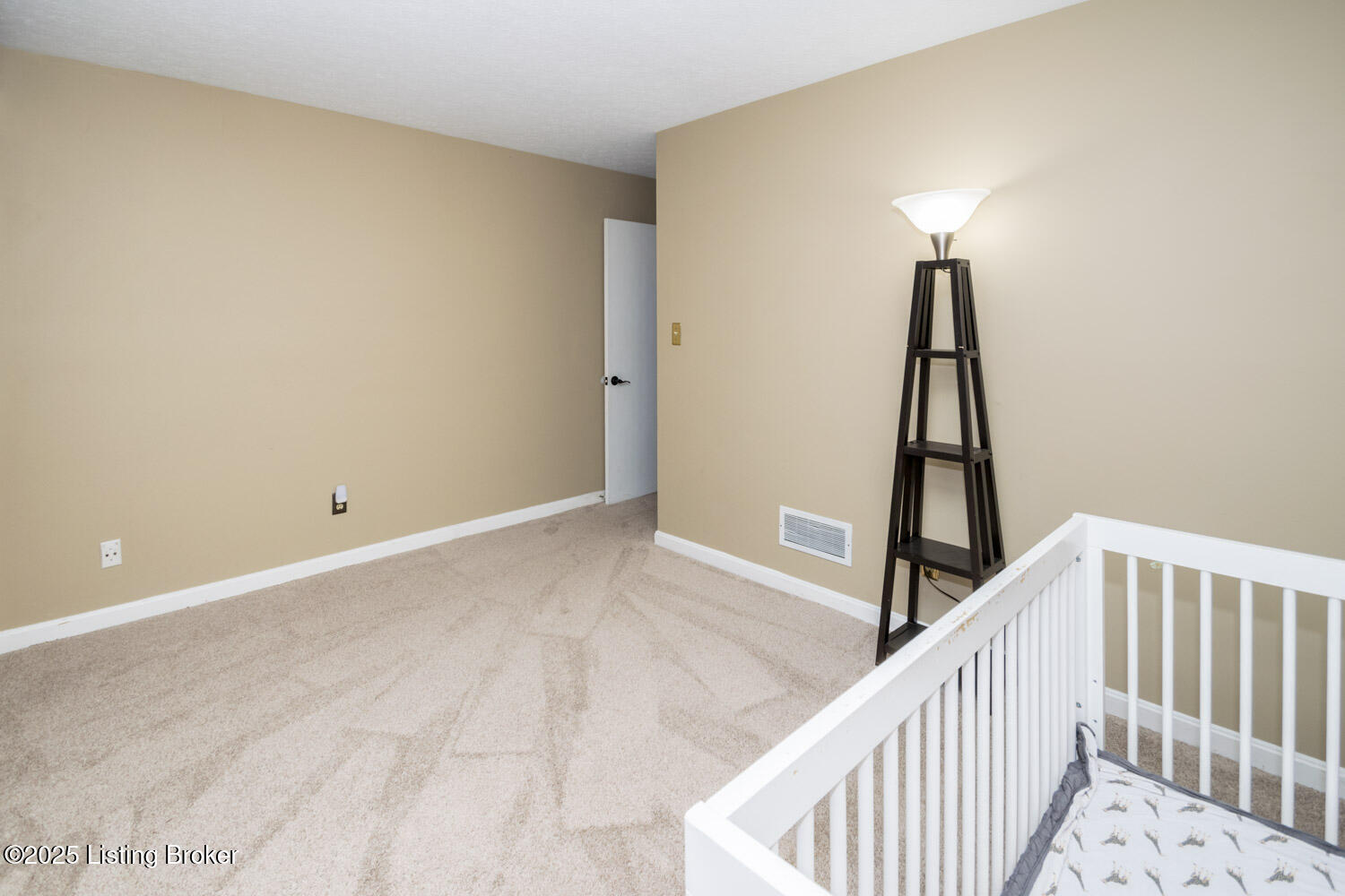 9008 Sandwich Pl, Louisville, Pennsylvania image 36