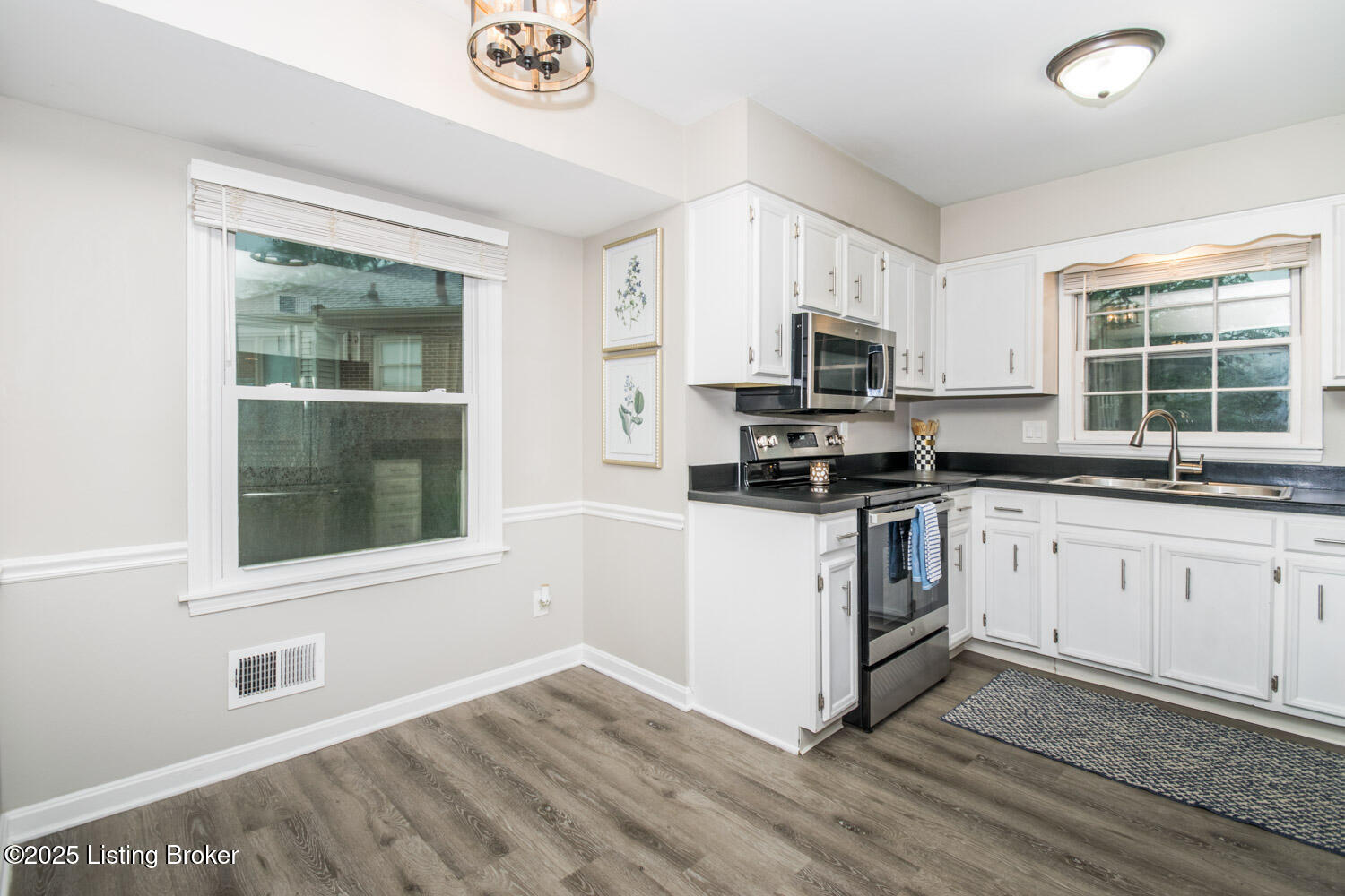 9008 Sandwich Pl, Louisville, Pennsylvania image 19