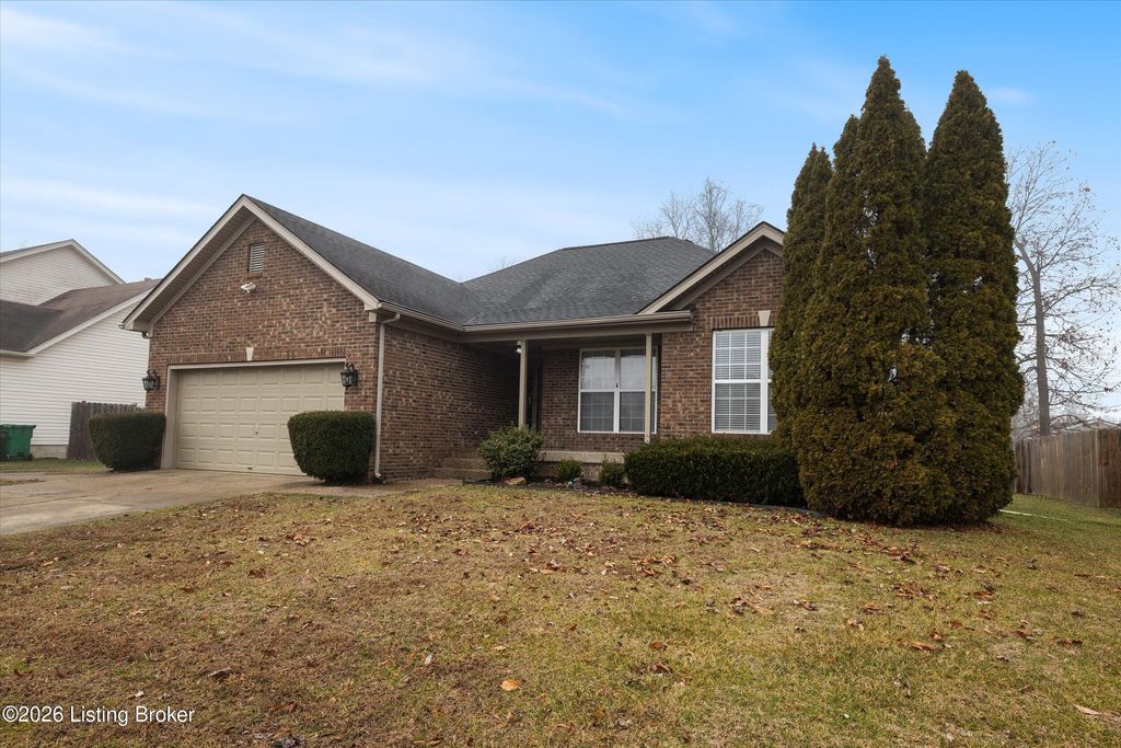 Photo of 11404 Cassidy Ln, Louisville, KY 40229 (MLS # 1709394)
