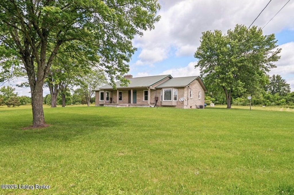 Photo of 360 Pumpkin Rd, Shepherdsville, KY 40165 (MLS # 1707698)