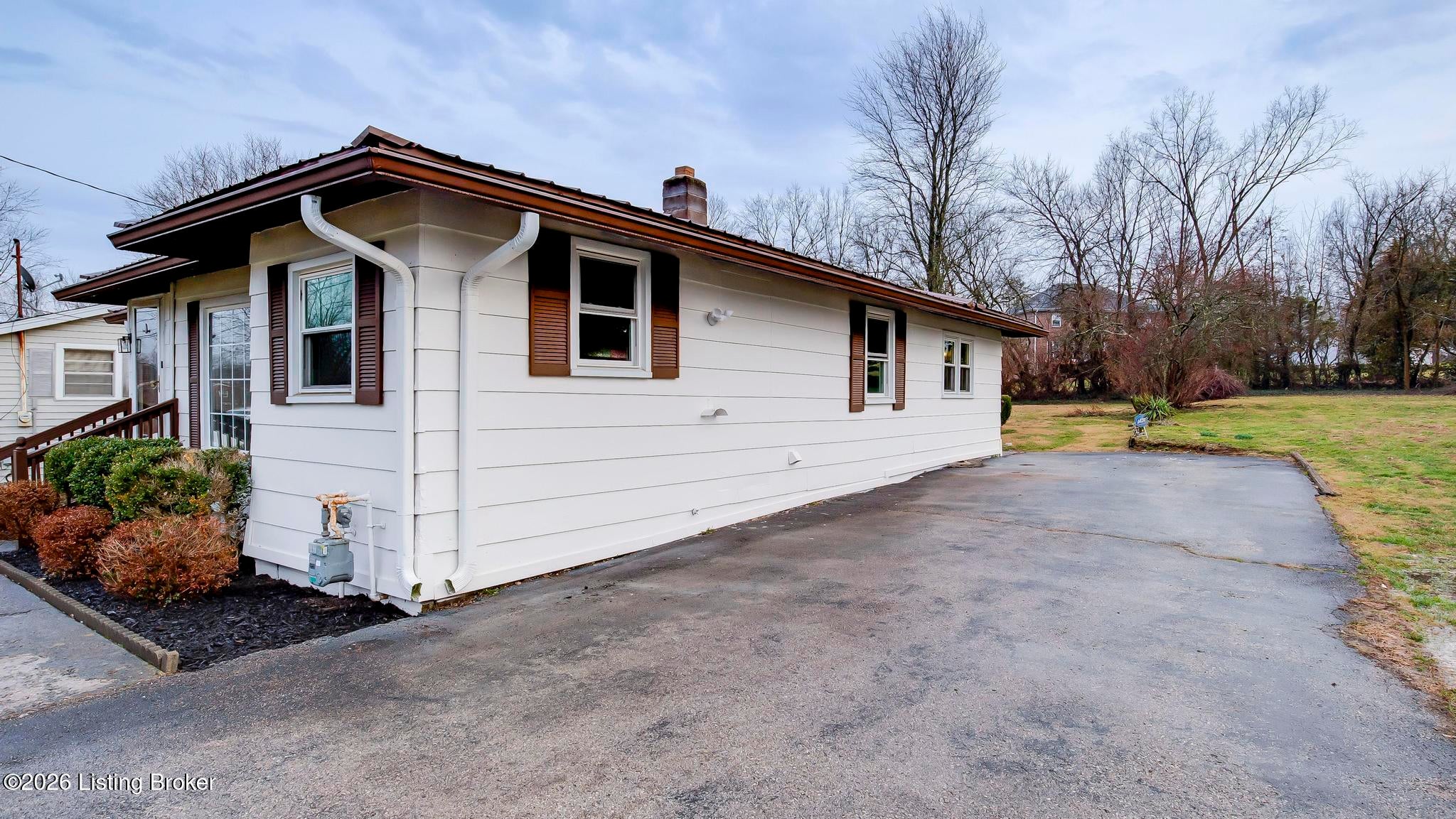 219 Merriweather Ave