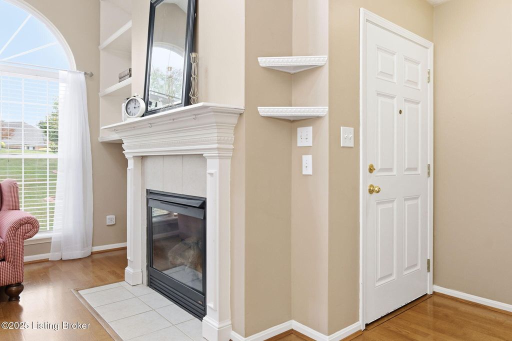 Photo of 1071 Rosewood Pl, La Grange, KY 40031 (MLS # 1702116)