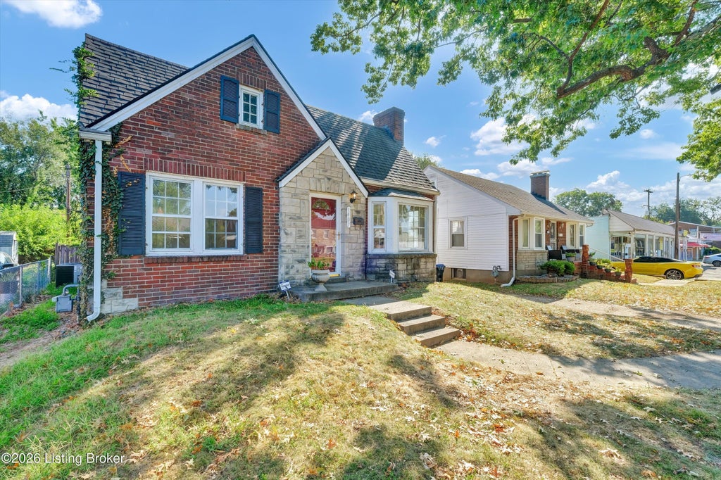 Photo of 1407 Central Ave, Louisville, KY 40208 (MLS # 1728500)