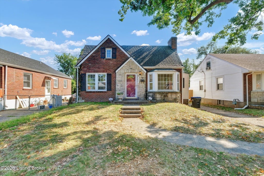 Photo of 1407 Central Ave, Louisville, KY 40208 (MLS # 1728500)