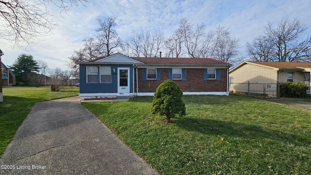 Photo of 1504 Weaver Ct, Louisville, KY 40211 (MLS # 1706124)