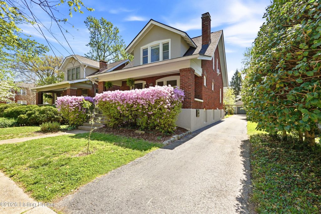 Photo of 2322 Woodbourne Ave, Louisville, KY 40205 (MLS # 1713835)