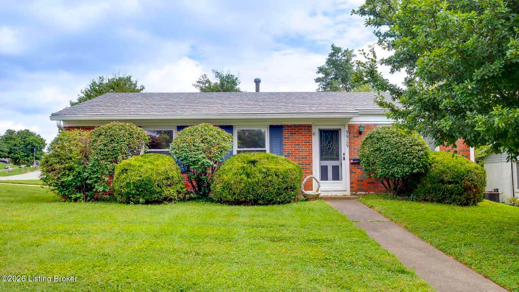 Photo of 9909 Merioneth Dr, Jeffersontown, KY 40299 (MLS # 1725489)