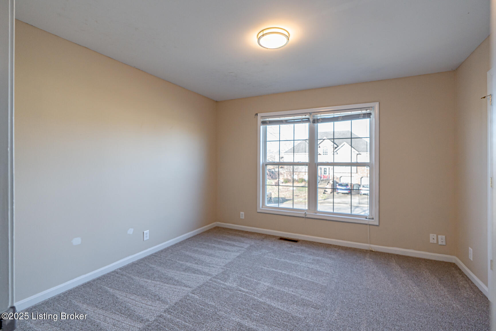 3003 Falcon Ct, Shelbyville, Kentucky image 33