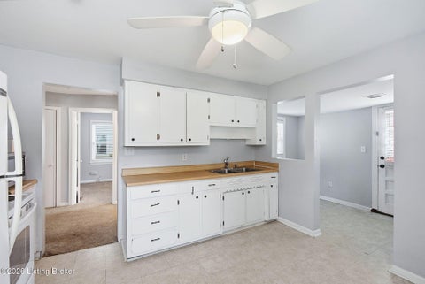 Tiny photo for 1047 Seelbach Ave, Louisville, KY 40215 (MLS # 1730243)