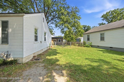 Tiny photo for 1047 Seelbach Ave, Louisville, KY 40215 (MLS # 1730243)