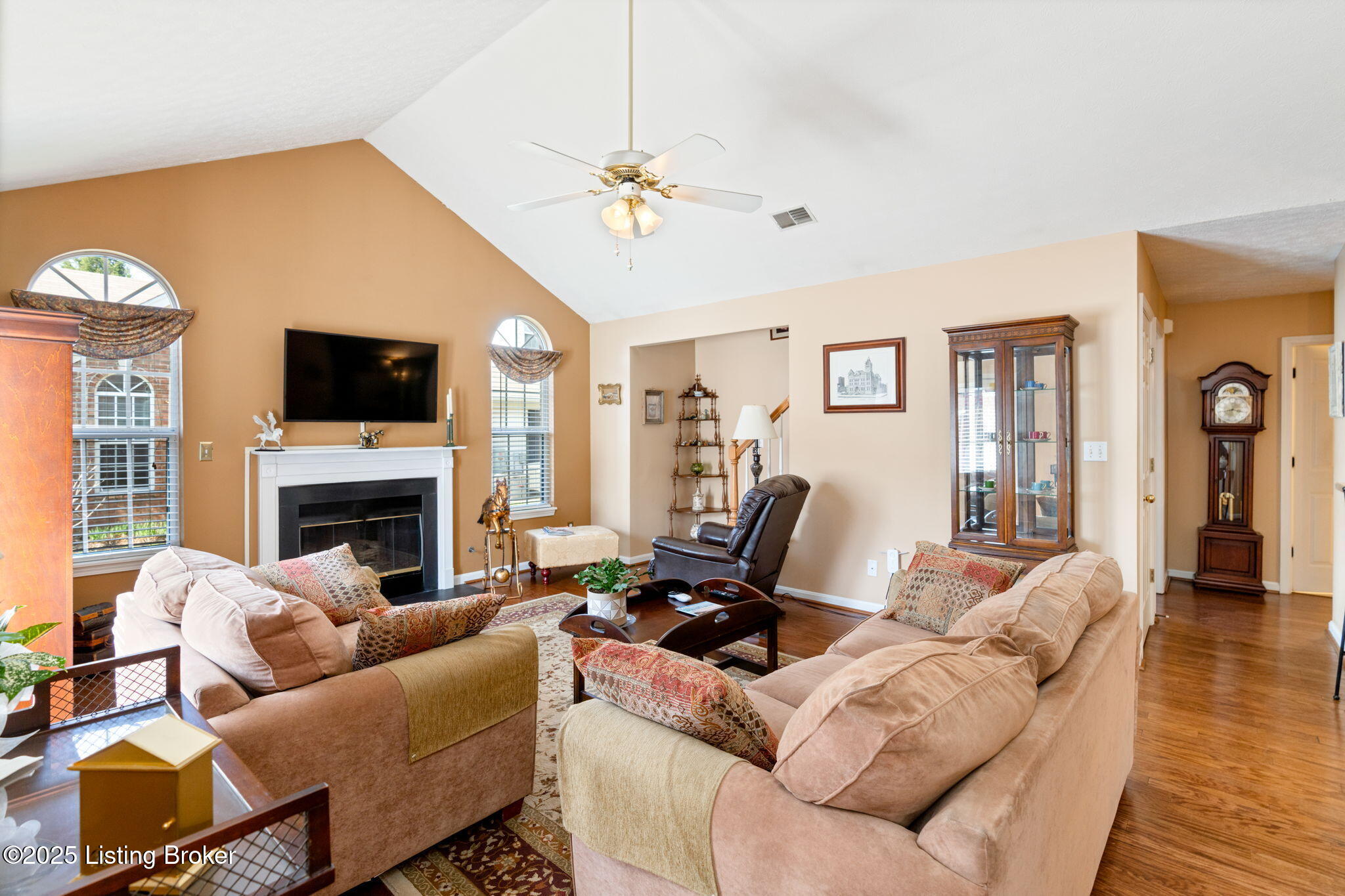 1009 Garden Pointe Pl, Louisville, Kentucky image 4