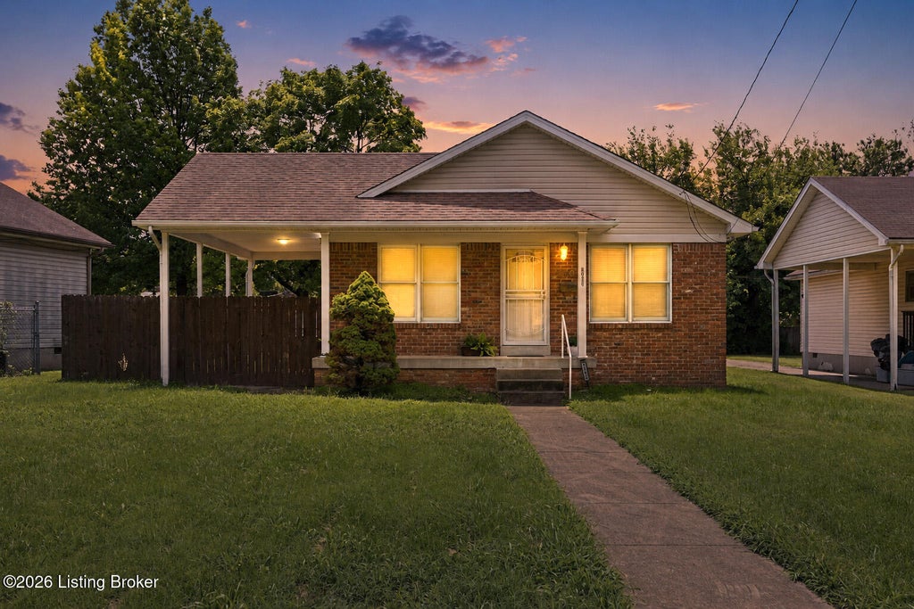Photo of 2403 7th Street Rd, Louisville, KY 40208 (MLS # 1723640)