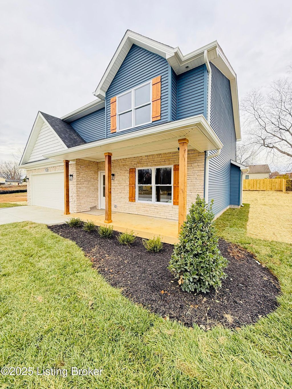 Photo of 8208 Roseborough Rd, Louisville, KY 40228 (MLS # 1704250)