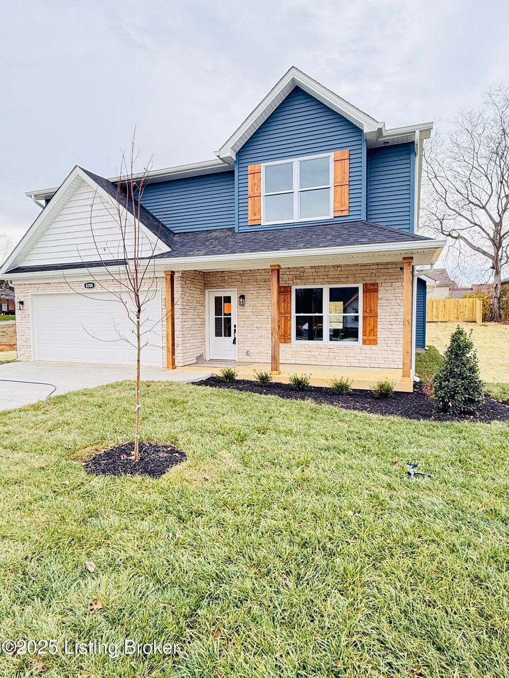 Photo of 8208 Roseborough Rd, Louisville, KY 40228 (MLS # 1704250)