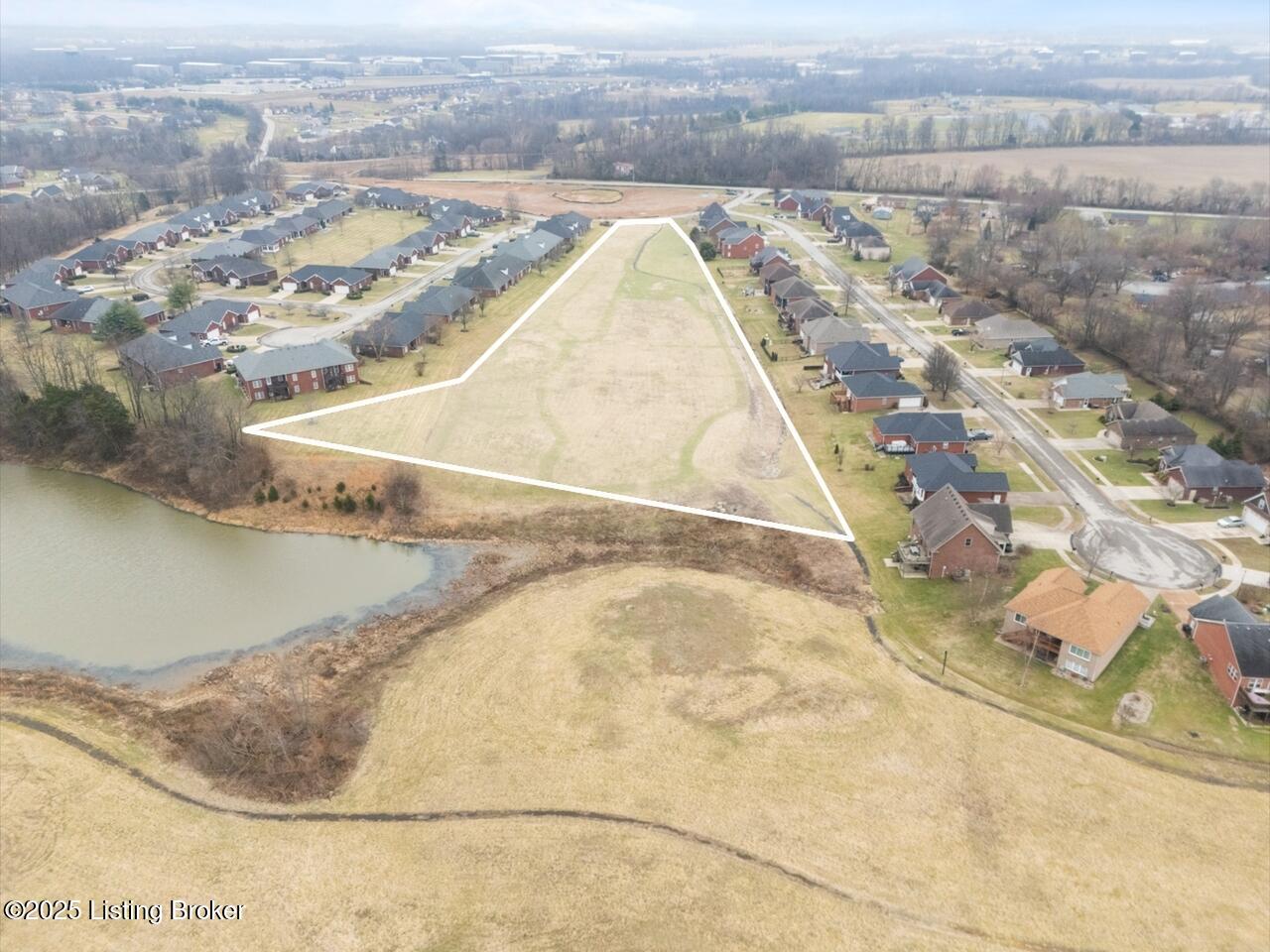 Freeman Ave, Bardstown, Kentucky image 3