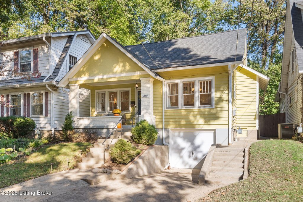 Photo of 2815 Grinstead Dr, Louisville, KY 40206 (MLS # 1701615)