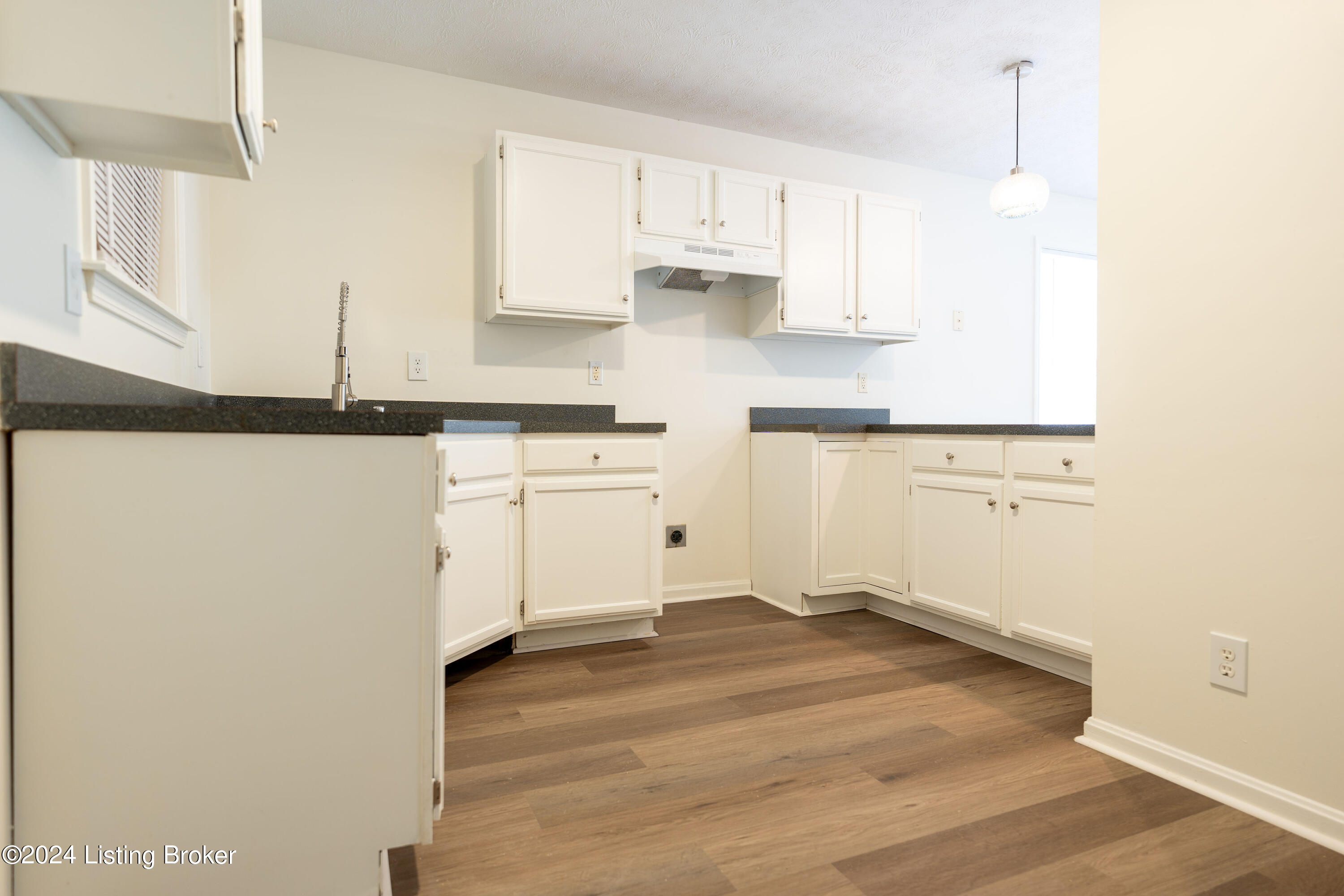 2505 Cedar St, Louisville, Kentucky image 9