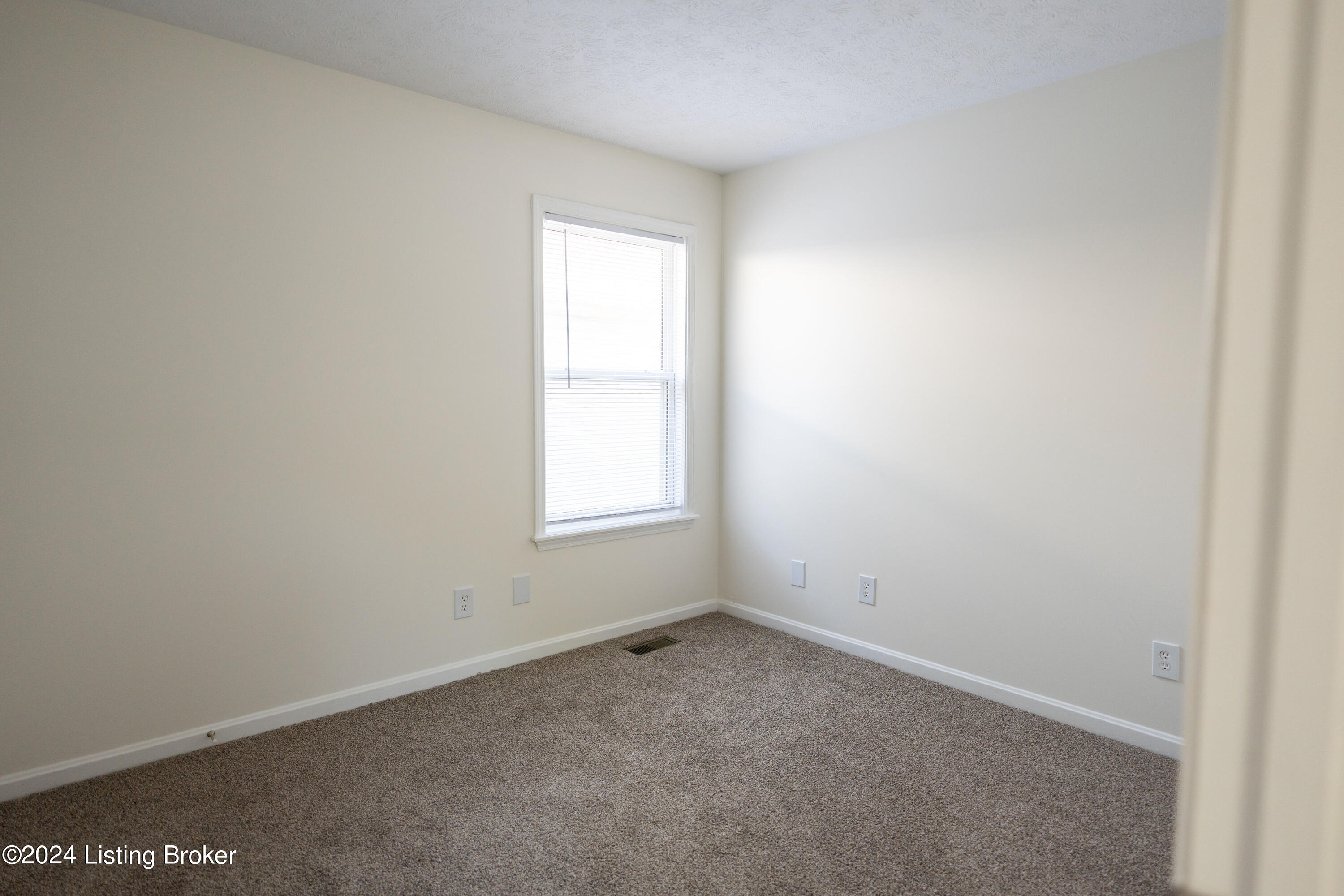 2505 Cedar St, Louisville, Kentucky image 32