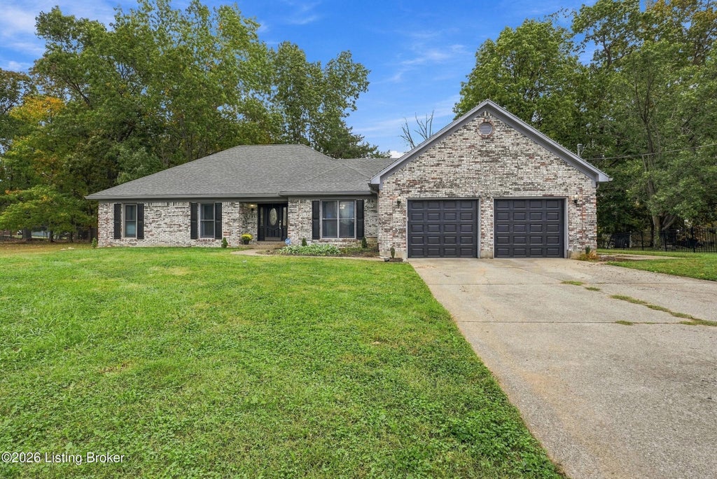 Photo of 181 Jasper Ln, Mt Washington, KY 40047 (MLS # 1732824)