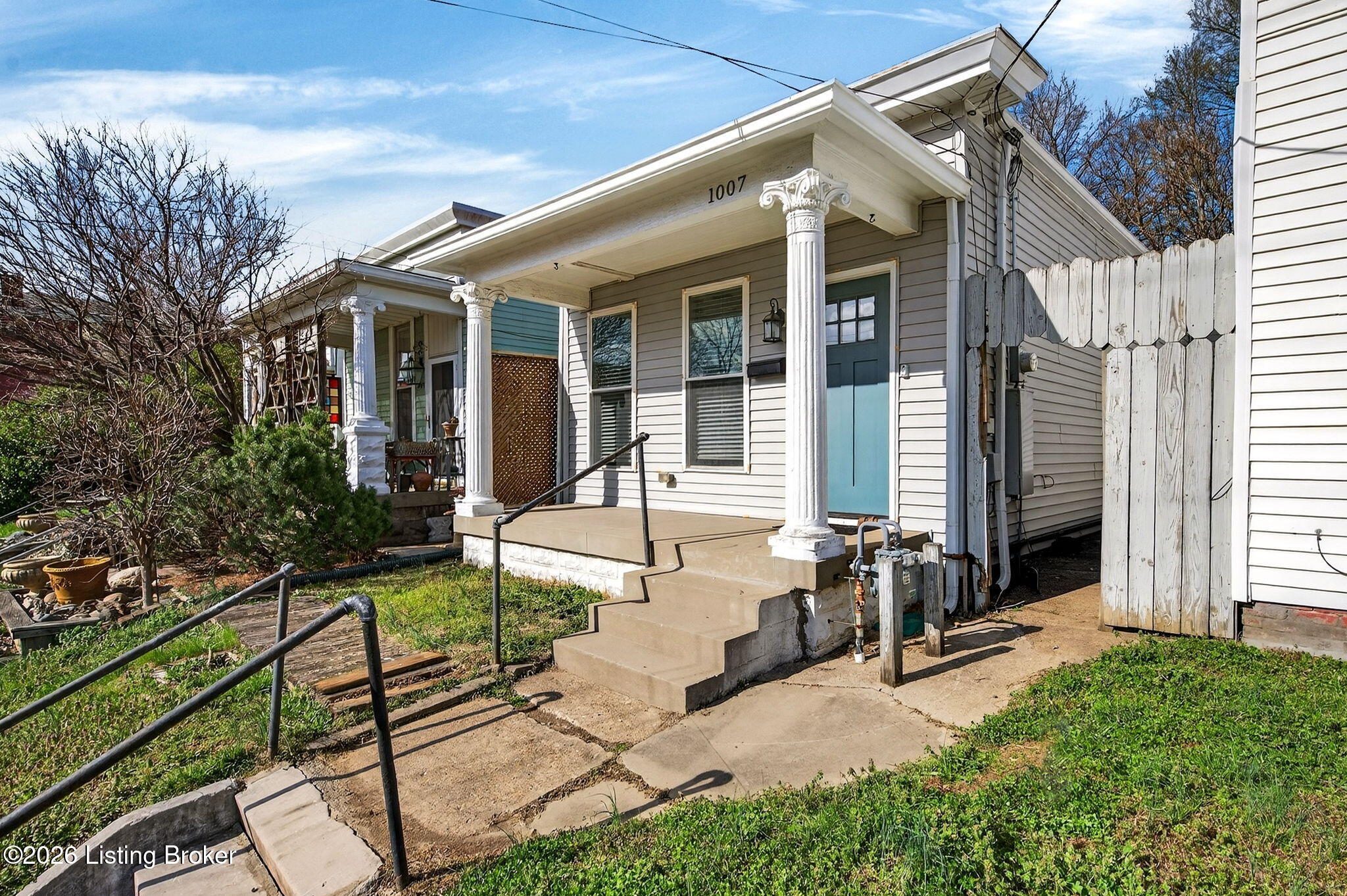 1007 Goss Ave