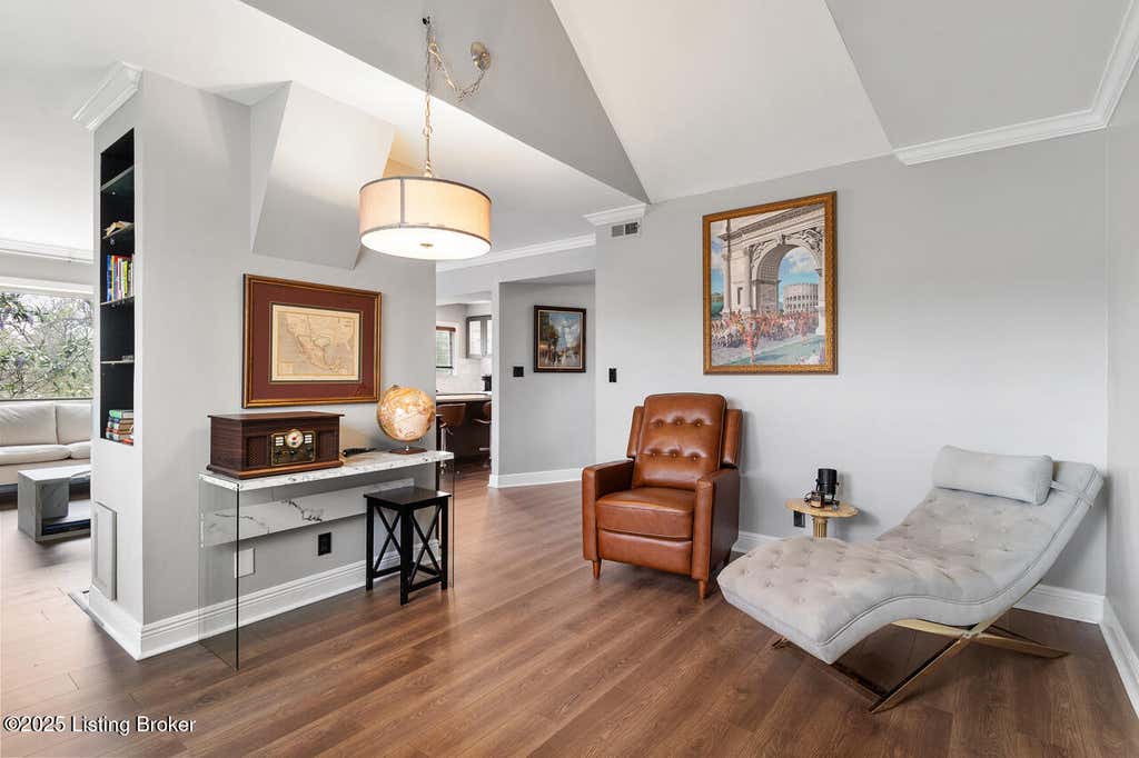Photo of 750 Zorn Ave #2, Louisville, KY 40206 (MLS # 1723534)