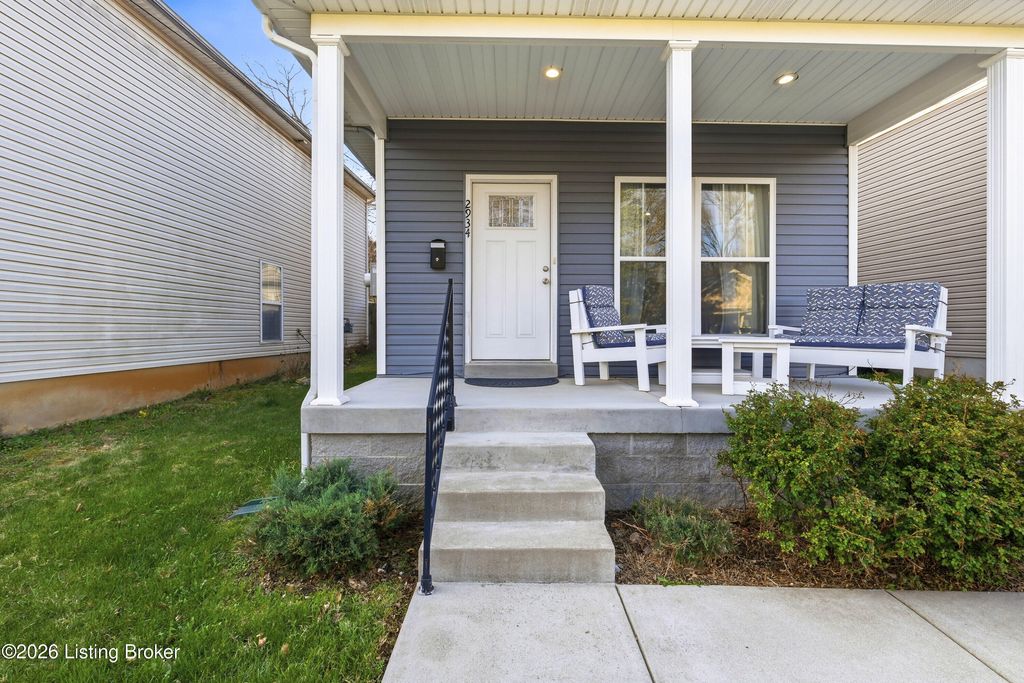 Photo of 2934 Cleveland Blvd, Louisville, KY 40206 (MLS # 1712575)