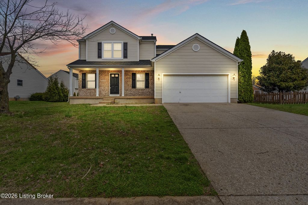 Photo of 14204 Victory Ridge Dr, Louisville, KY 40245 (MLS # 1711084)