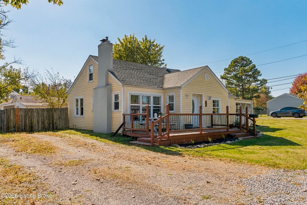 Photo of 65 Fairview Ct, Eminence, KY 40019 (MLS # 1732574)
