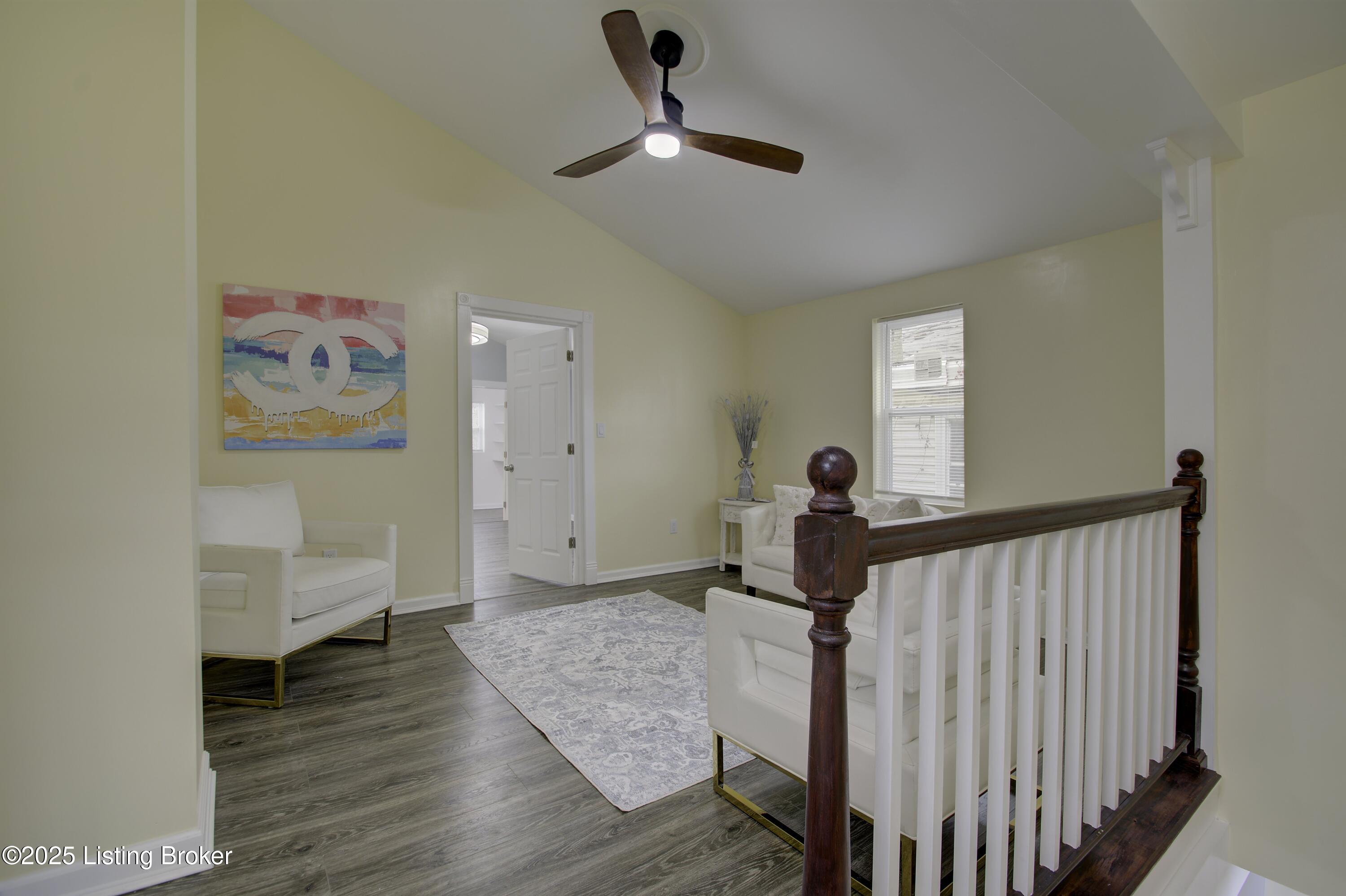 215 E 11th St, Covington, Kentucky image 20