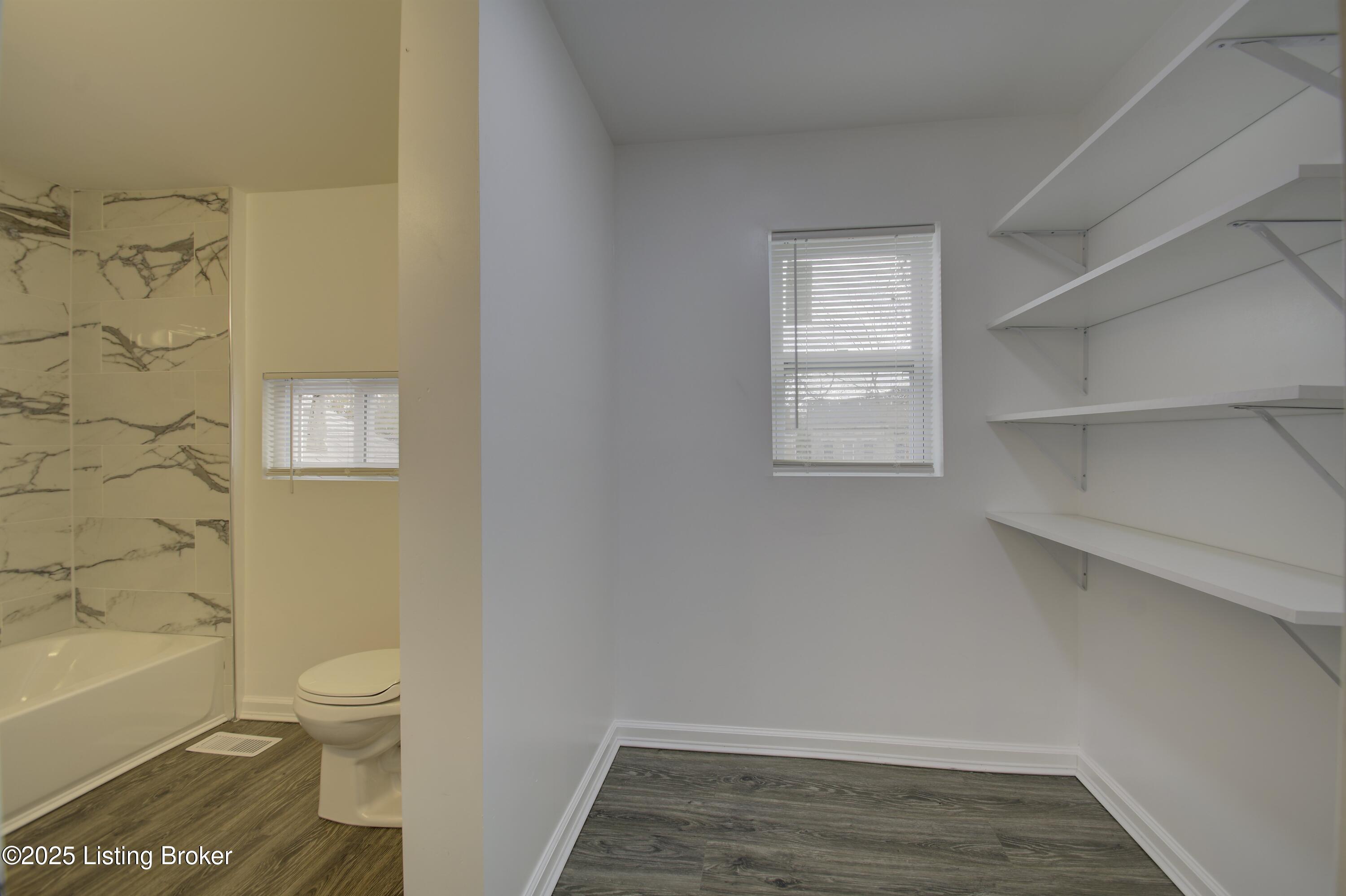 215 E 11th St, Covington, Kentucky image 26