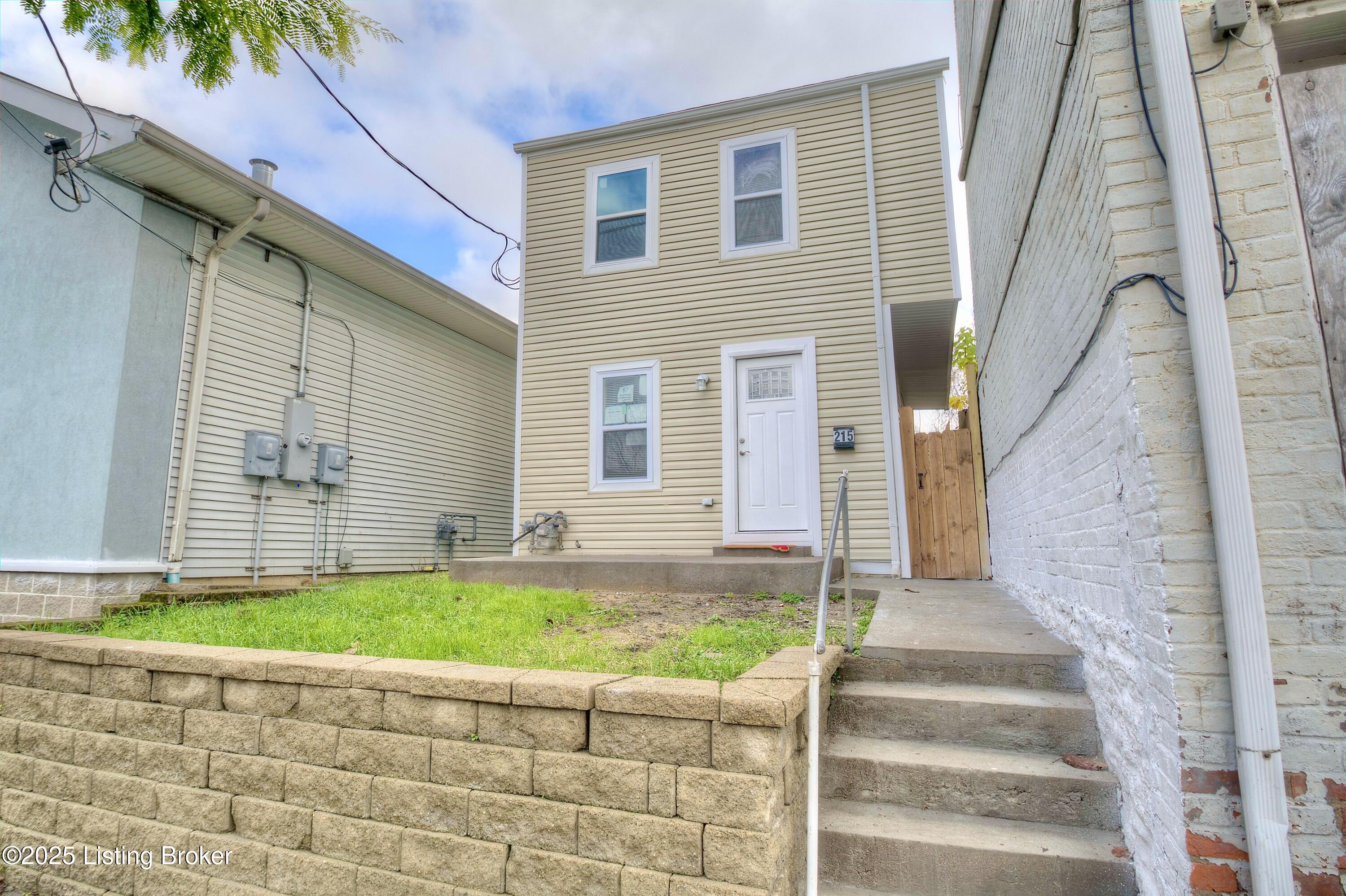 215 E 11th St, Covington, Kentucky image 1